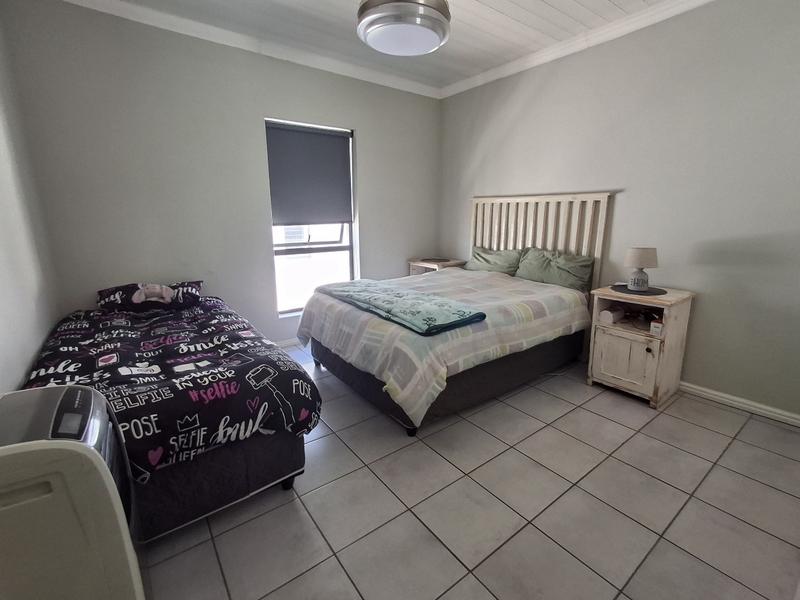 5 Bedroom Property for Sale in Sandy Point Western Cape